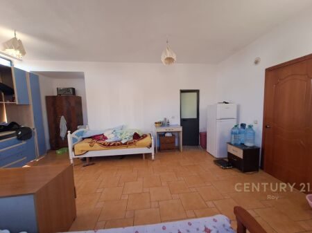 SUPER HOTEL PER SHITJE NE GOLEM, 180 M NGA DETI!