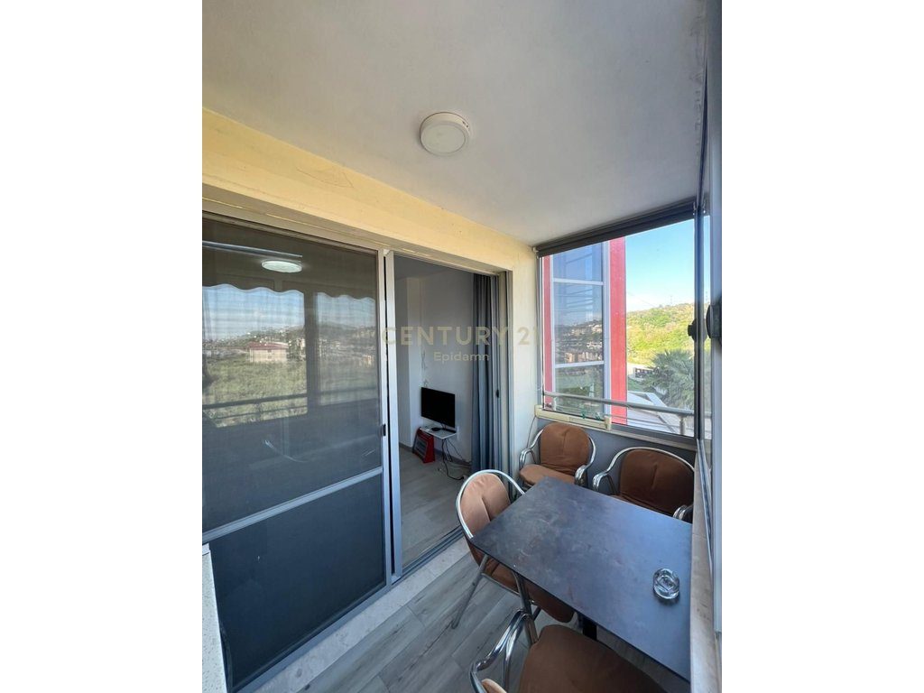 APARTAMENT 1+1 PER SHITJE NE SHKEMBIN E KAVAJES!