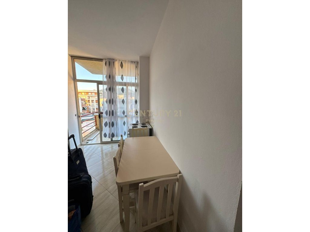 APARTAMENT 3+1 ME QIRA I VENDOSUR PRANE PASTICERI MELISA NE FRESK, TIRANE!