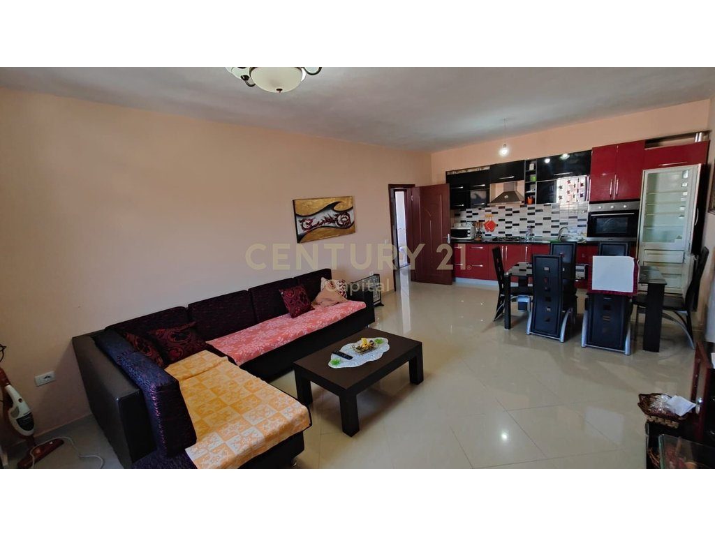 Apartament 2+1+2 për shitje në Zonën e Astirit, Tiranë