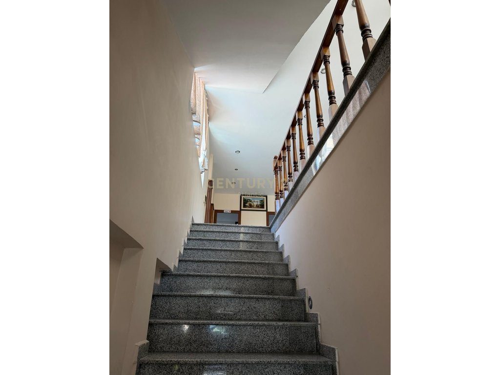 Ambient Komercial me Qira në Ish-Kënetë, Durrës