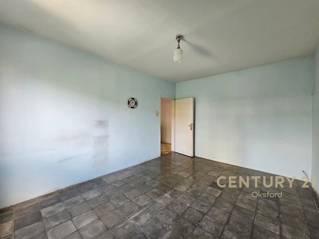 SHITET APARTAMENT 2+1 TE ALI DEMI , SHKOLLA 1 MAJ