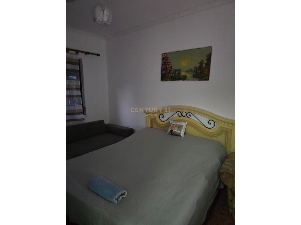 JAPIM ME QIRA APARTAMENT 1+1 NE GOLEM!