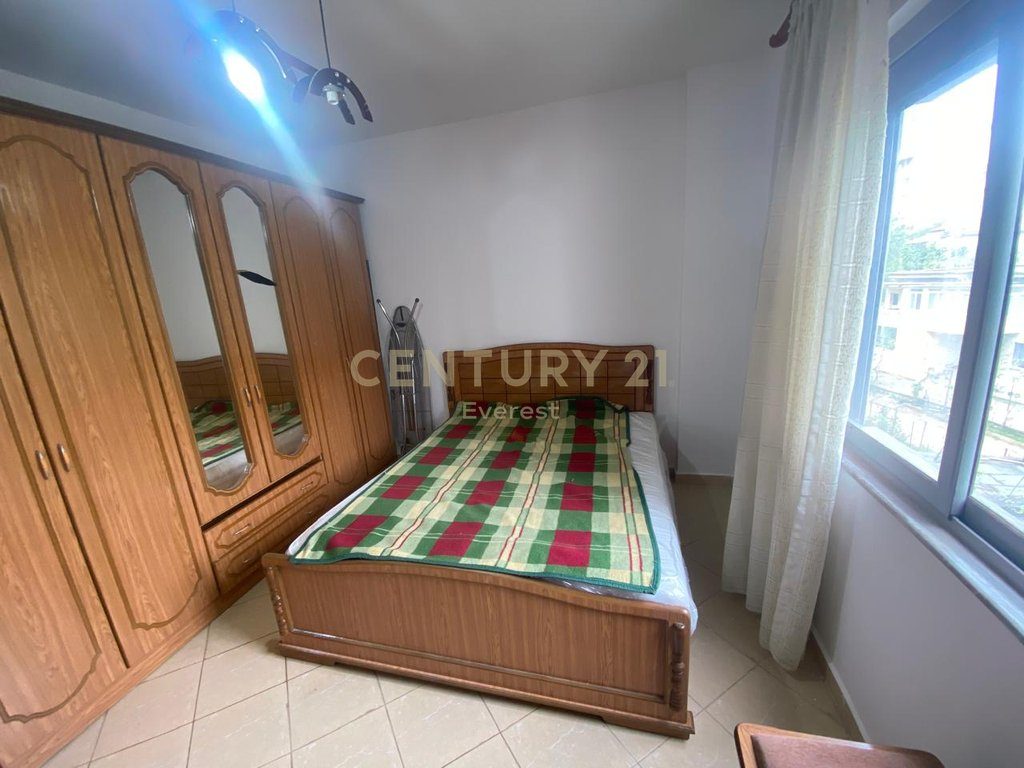 FRESKU, JAPIM ME QIRA APARTAMENT 1+1