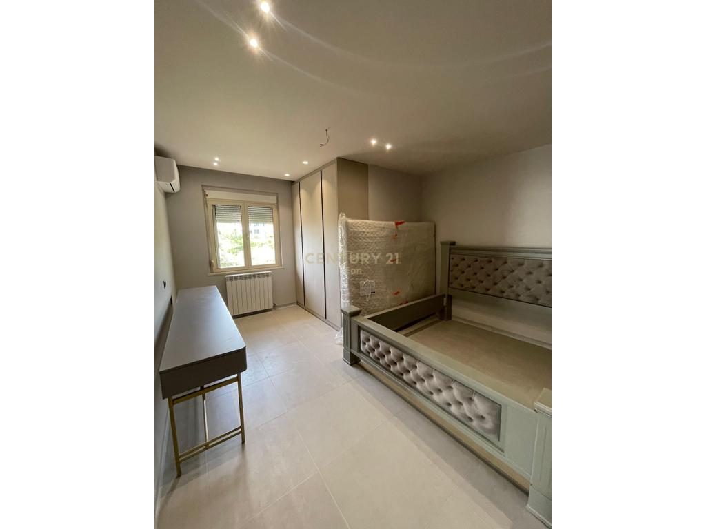 Apartament 2+1 Pamje deti Shkëmbi i Kavajës, Durrës !