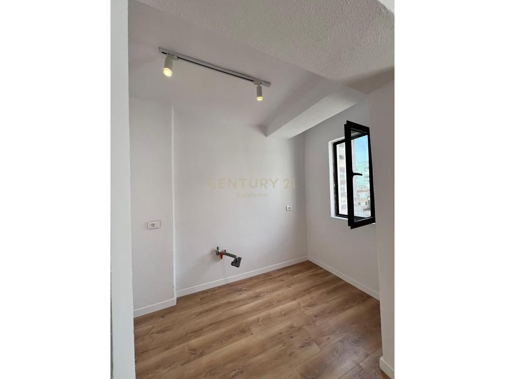 Shitet Apartament 2+1 pranë Shkollës “Kushtrimi i Lirisë”