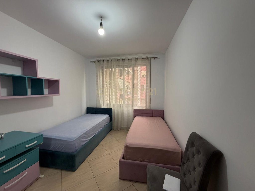 SHESIM APARTAMENT  3+1+2  PRANE RRETHRROTULLIMIT në Astir- 185,000.00€ | 116 m²