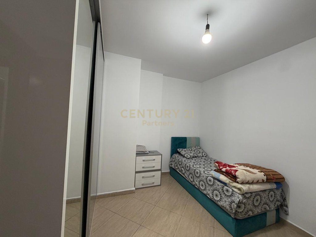 SHESIM APARTAMENT  3+1+2  PRANE RRETHRROTULLIMIT në Astir- 185,000.00€ | 116 m²