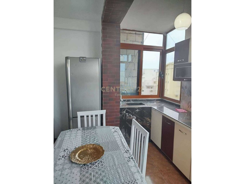 Apartament 2+1 Me Qira në Plazh Iliria, Durrës !!