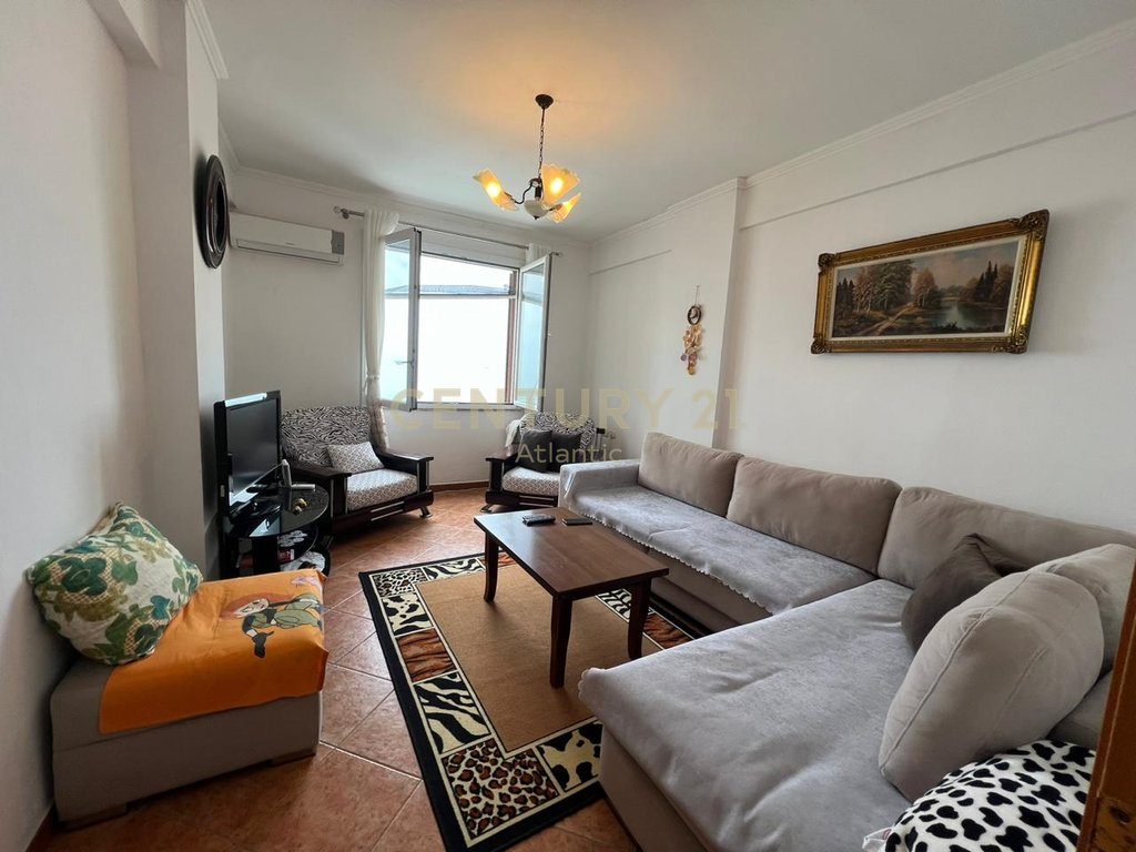 JEPET ME QIRA APARTAMENT VIJE E PARE ME DETIN PLAZH RROTA KUQE  PER QIRA AFATGJATE!