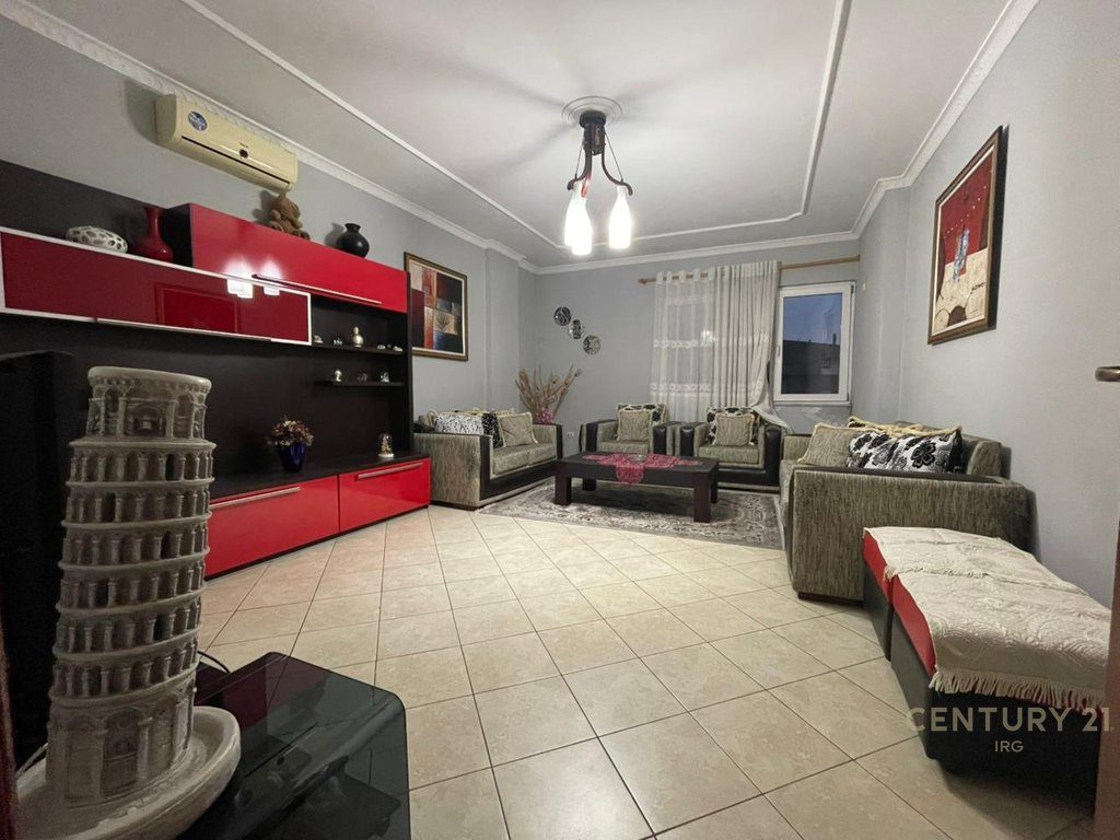 Apartament 2+1+2 ne Fresk.