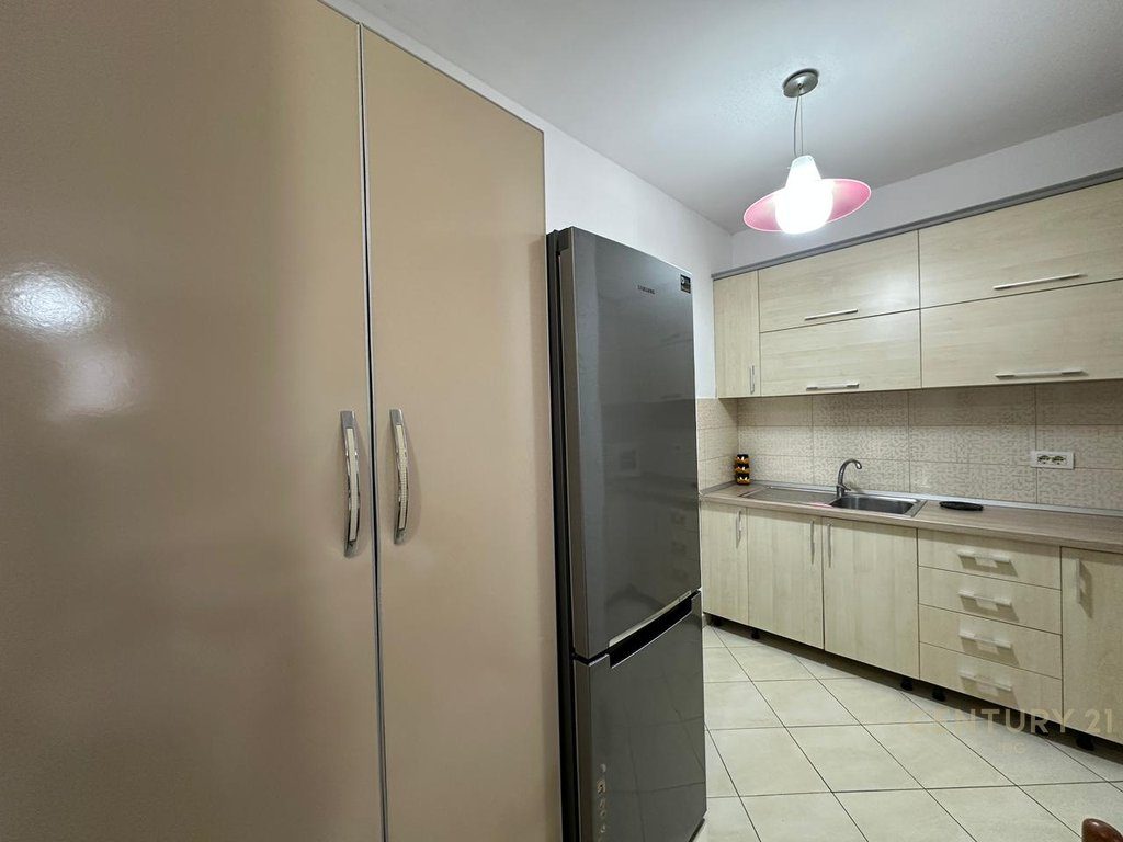 Apartament 1+1 me qera tek Kompleksi Grand, Tregu Elektrik!