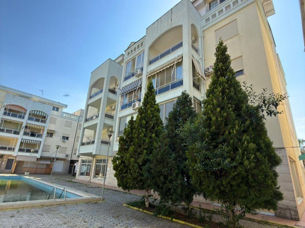 GOLEM, SHITET APARTAMENT 1+1