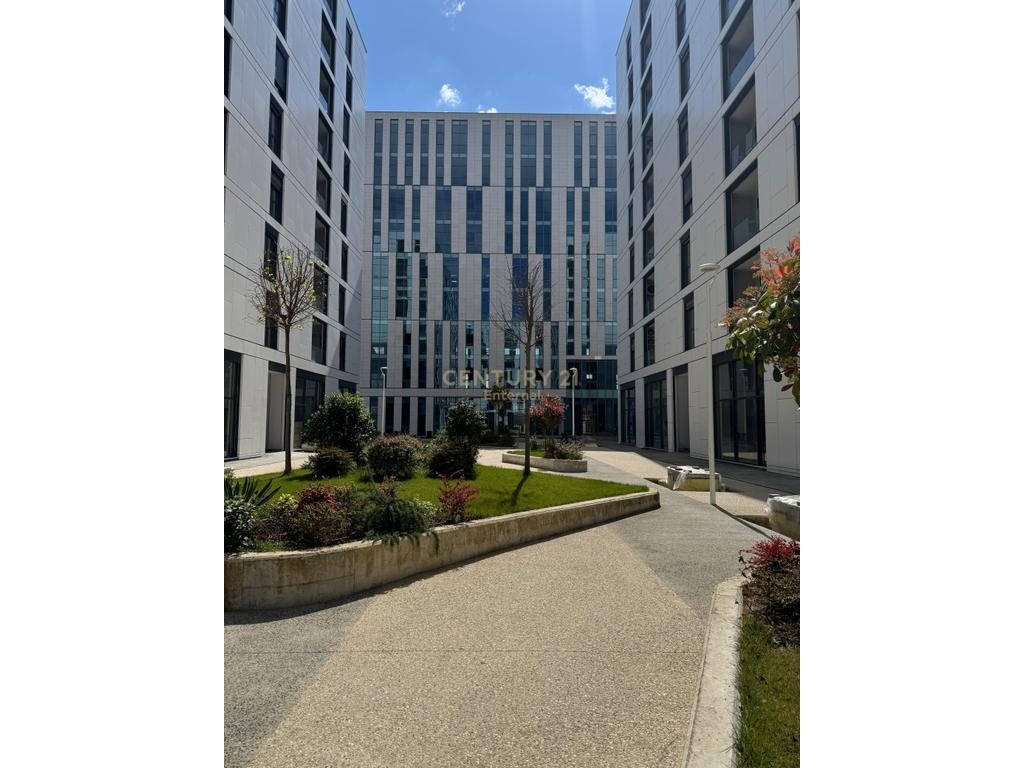 Apartament 2+1+2+Post Parkimi në shitje Akses Tirana