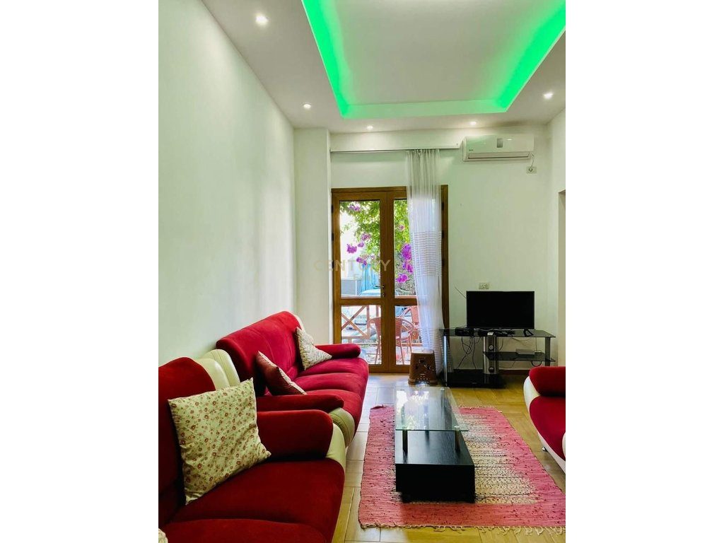 SHITET APARTAMENT 2+1 20m AFERSI ME DETIN NE GOLEM !