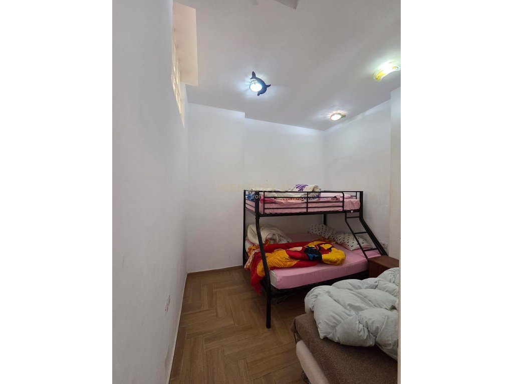 SHITET APARTAMENT 2+1 20m AFERSI ME DETIN NE GOLEM !