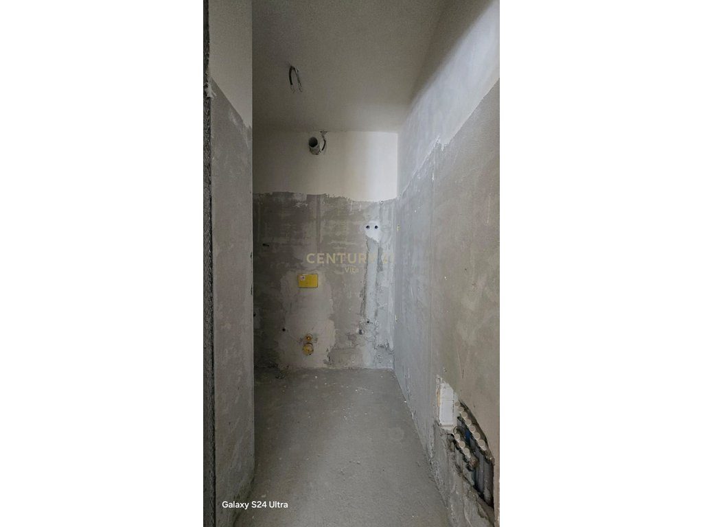 SHITEN APARTAMENTE 1+1 NE GOLEM NDERTIM I RI UNIK !