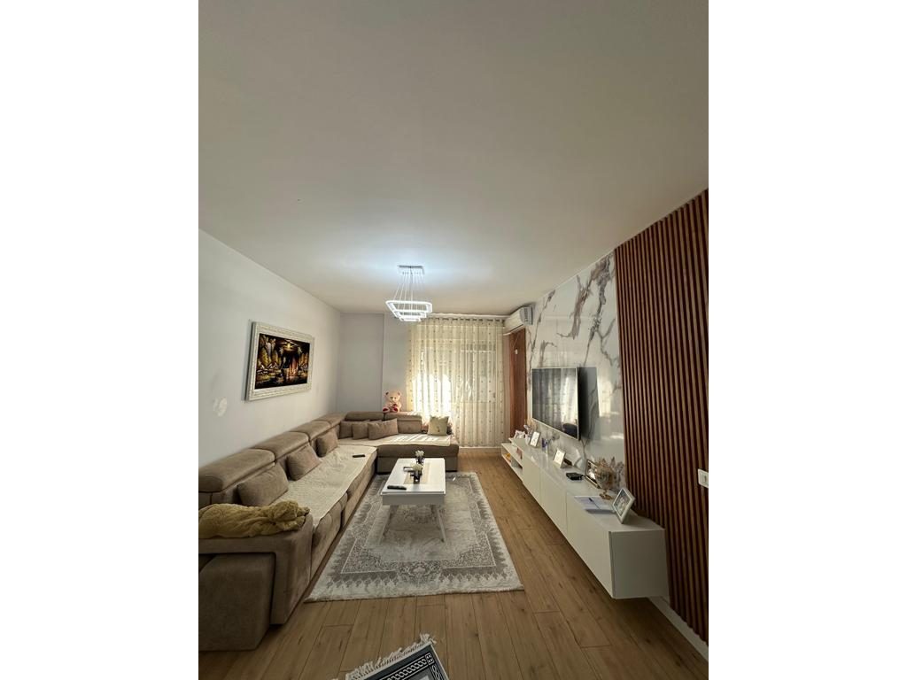 Shesim Apartament 2+1 tek Kompleksi Tom Doshi , Shkoze