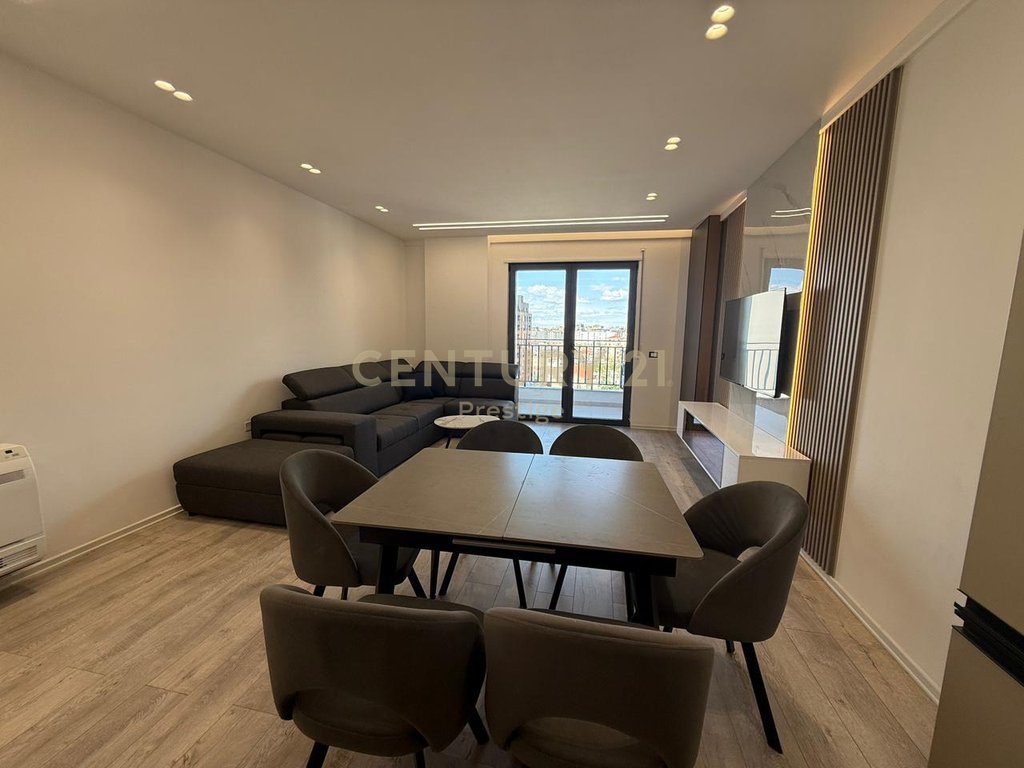 APARTAMENT 2+1+2 NE SHITJE, BULEVARDI I RI, TIRANE!