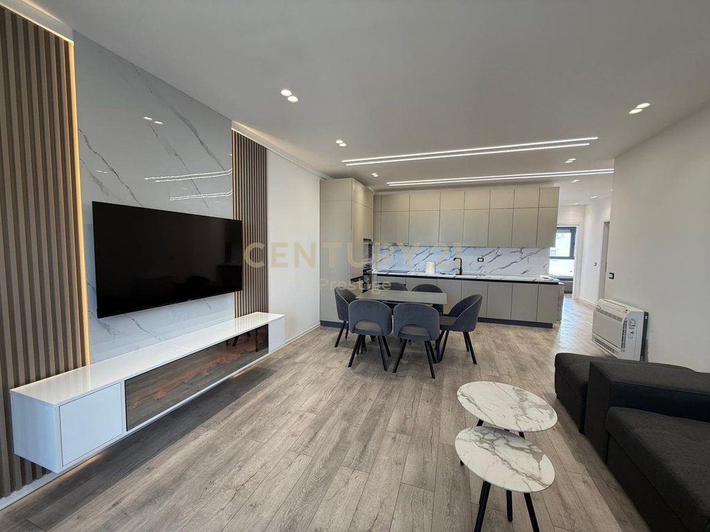 APARTAMENT 2+1+2 NE SHITJE, BULEVARDI I RI, TIRANE!