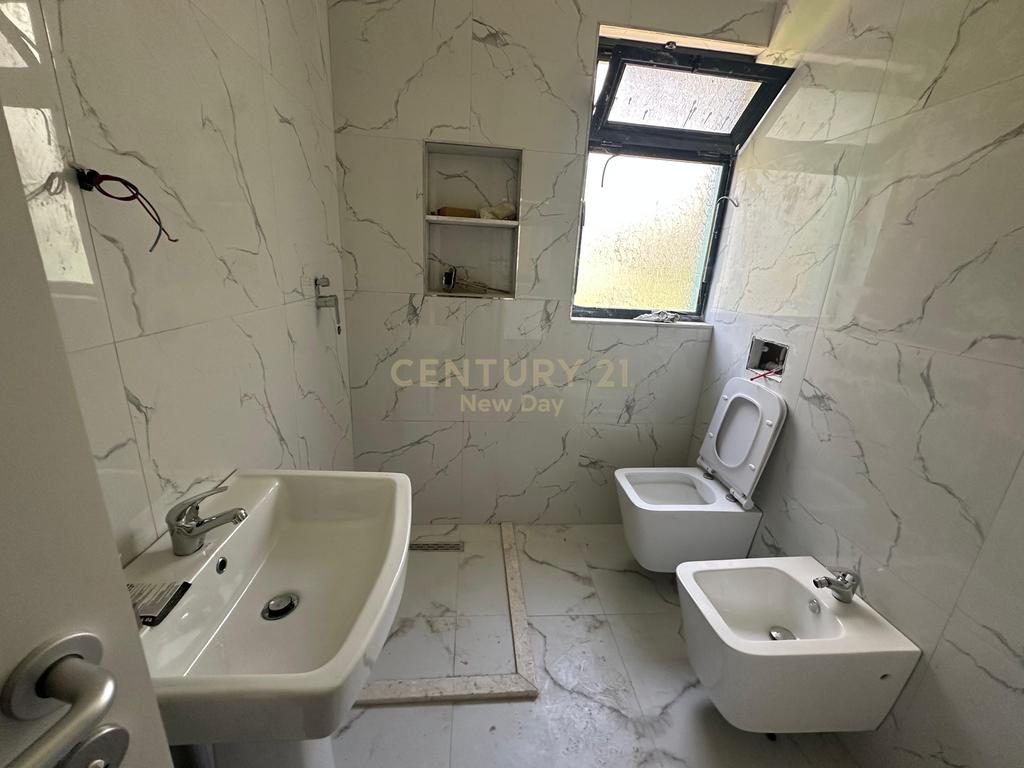 Apartament 2+1 Për Shitje në Golem, Durrës - 95000€ | 83 m²