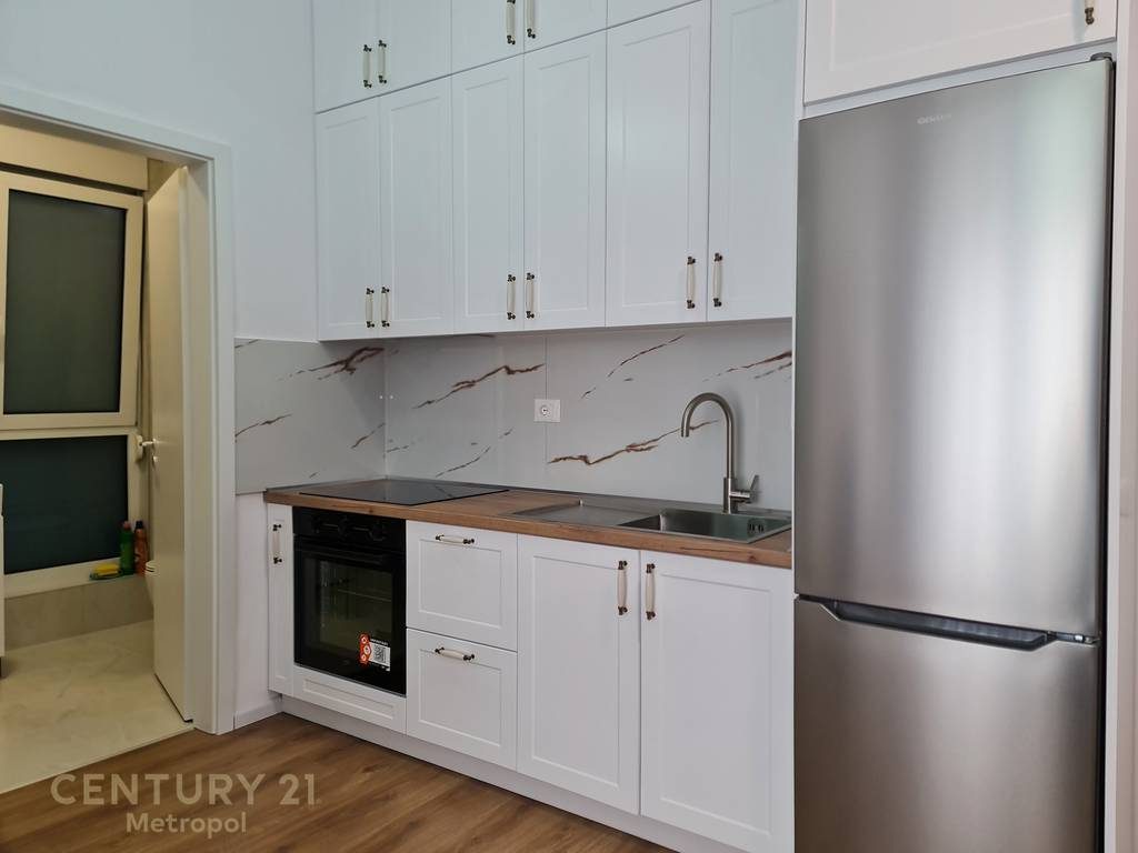 OFROJ PER QIRA APARTAMENT TE SAPO ARREDUAR 1+1 NE SHKOZE!