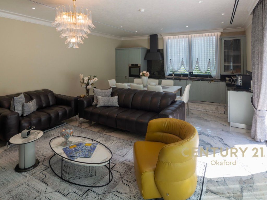 Ekskluzive! Vilë Luksoze Për Shitje në Plazhin Iliria Moderne me Spa, Rooftop dhe Pishinë – Investim Premium - Century 2...