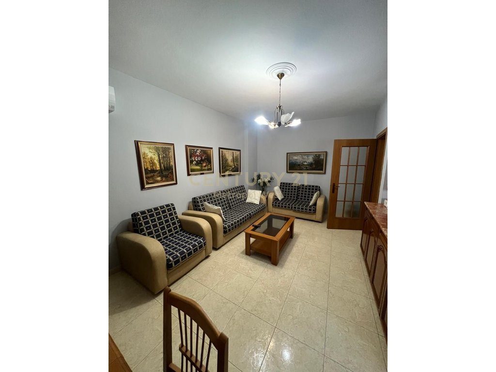 Apartament 2+1 me Qira ne Vasil Shanto