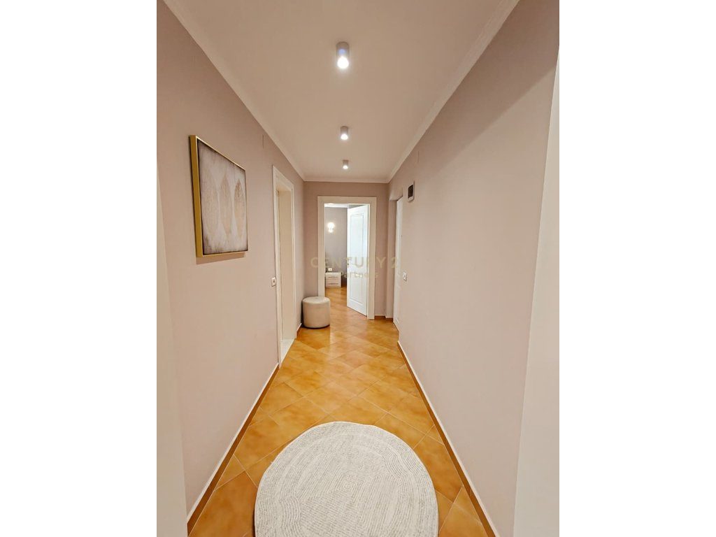 SHITET APARTAMENT 1+1 – RRUGA DIBRES, TIRANË