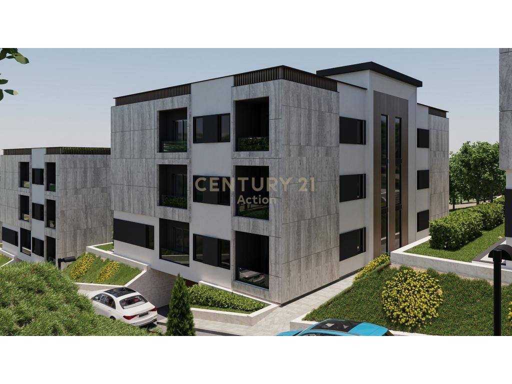 Klering!!!Shesim apartament 3+1+2  ne Dajt!