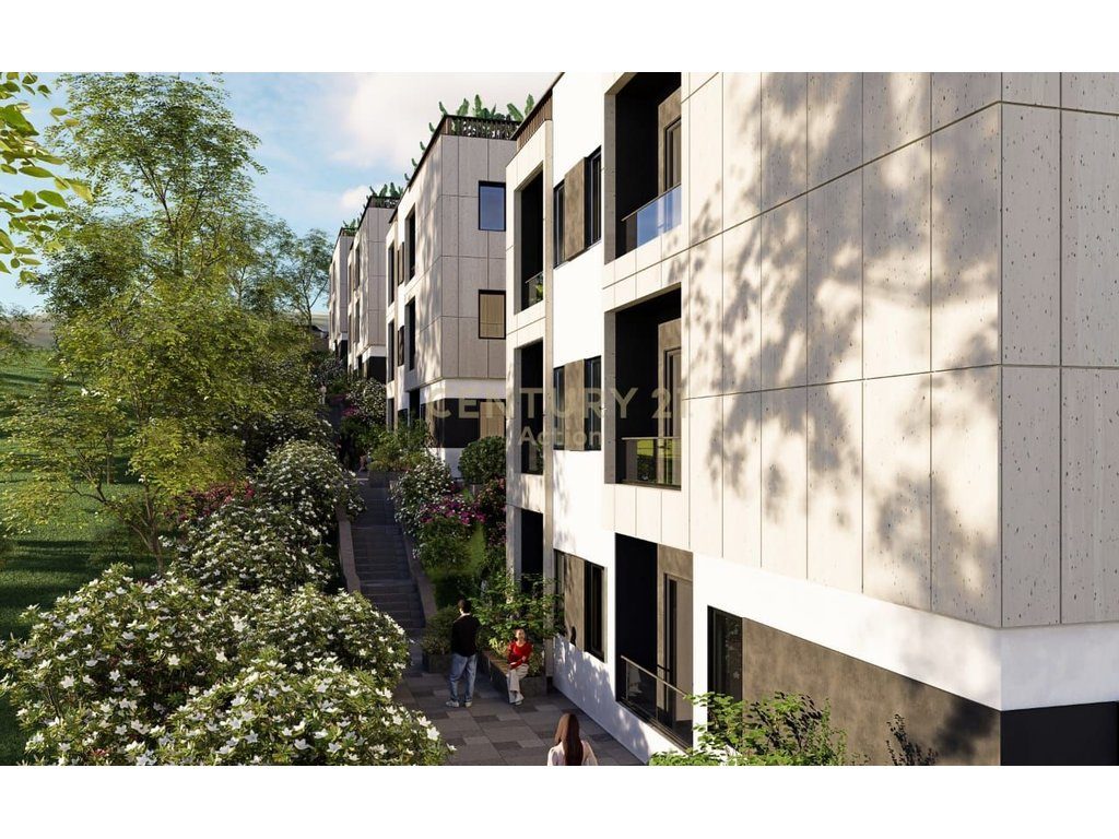 Klering!!!Shesim apartament 3+1+2  ne Dajt!