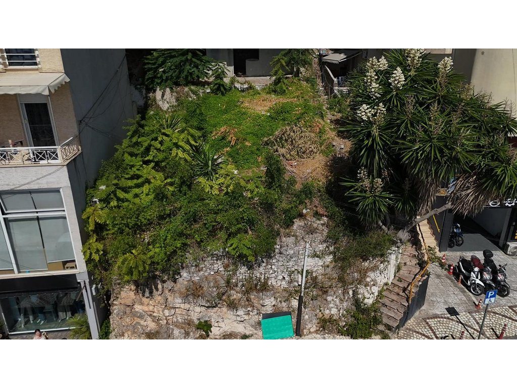 QENDER-SARANDE, SHESIM 200M2 TRUALL