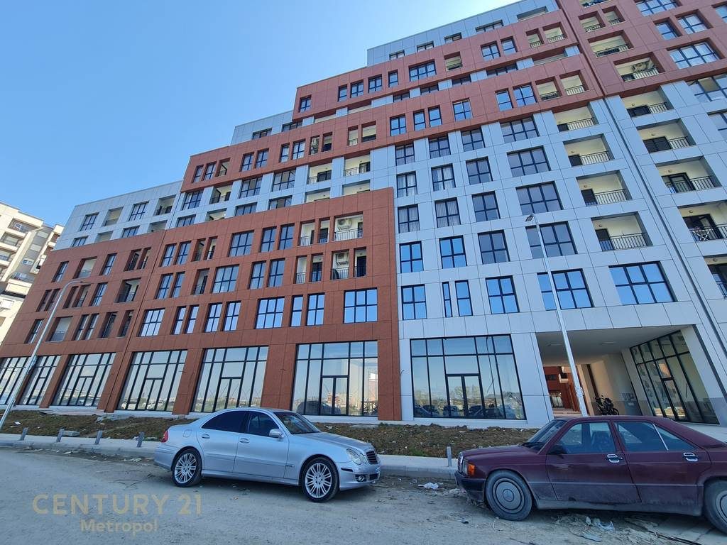 SHES APARTAMENT 1+1 NE OBJEKTIN URBAN GATE -ASTIR!