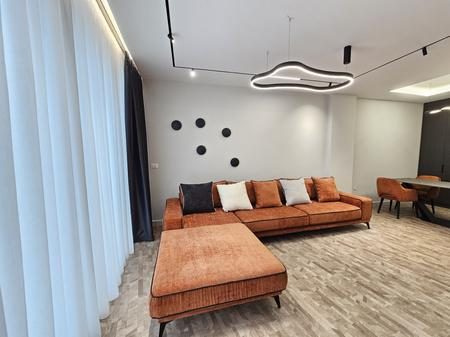 Apartament 2+1 në shitje tek Liqeni i Tiranës