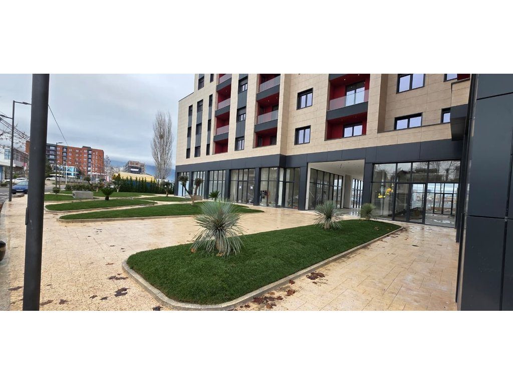 APARTAMENT 2+1 +2 POSTE PARKIMI PER QIRA! PASKUQAN! 60.000 LEKE
