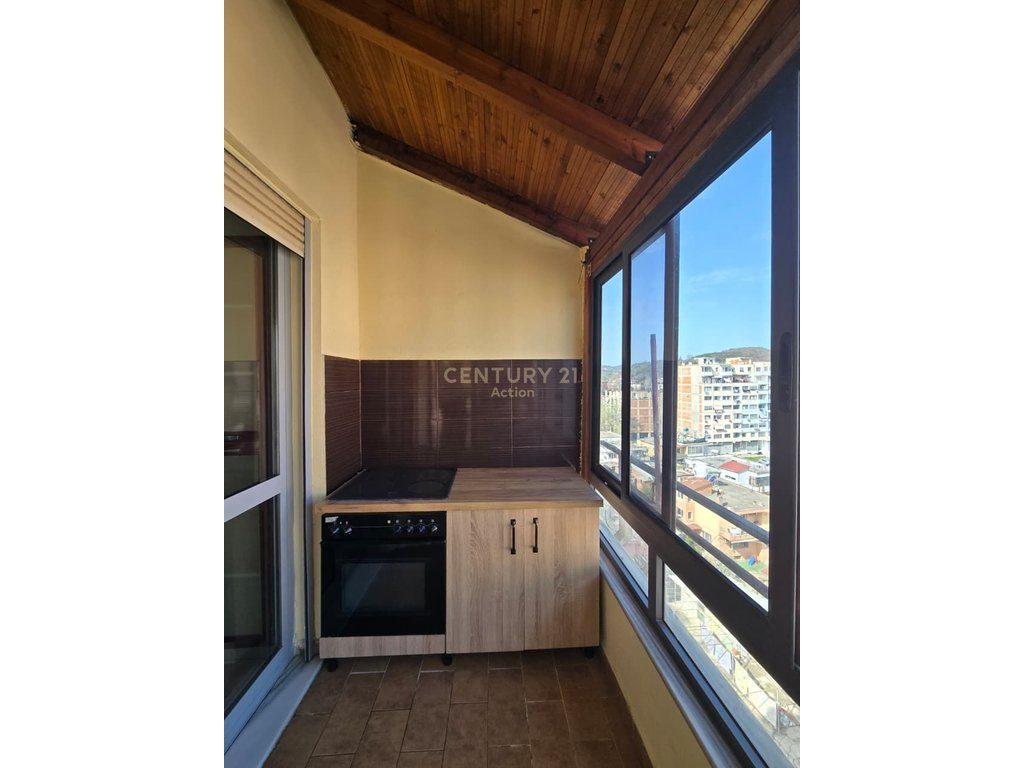 Jepet me qera Apartament  2+1  ne Misto Mane!