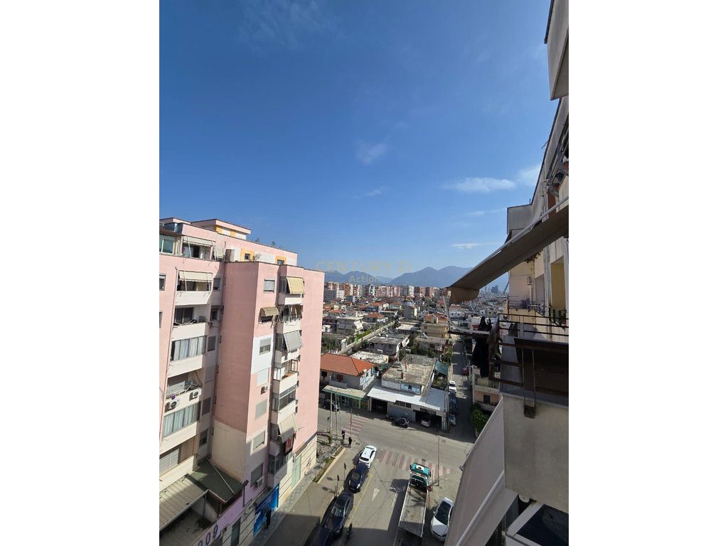 Jepet me qera Apartament  2+1  ne Misto Mane!