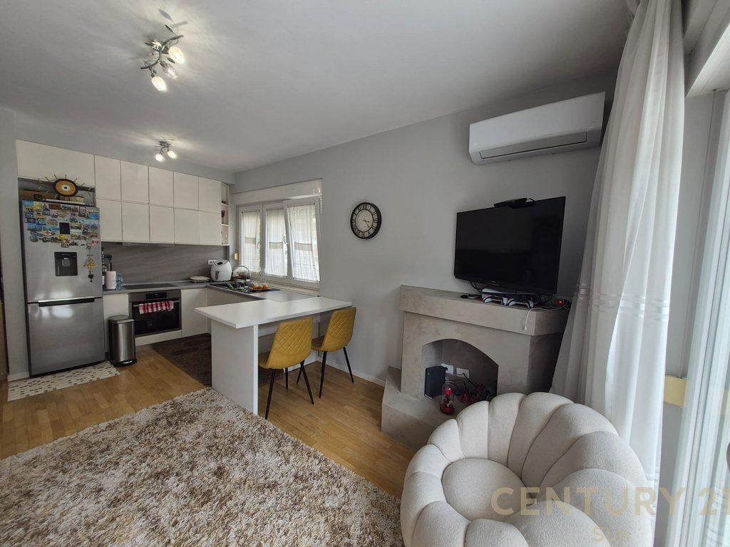 Shitet apartament 2+1+ super verande ne residencen Touch the Sun ne Sauk !