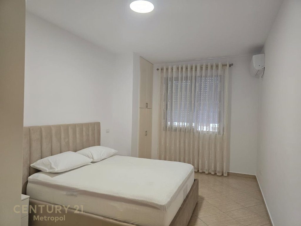 JEPET ME QIRA APARTAMENT 1+1, LUNGOMARE!