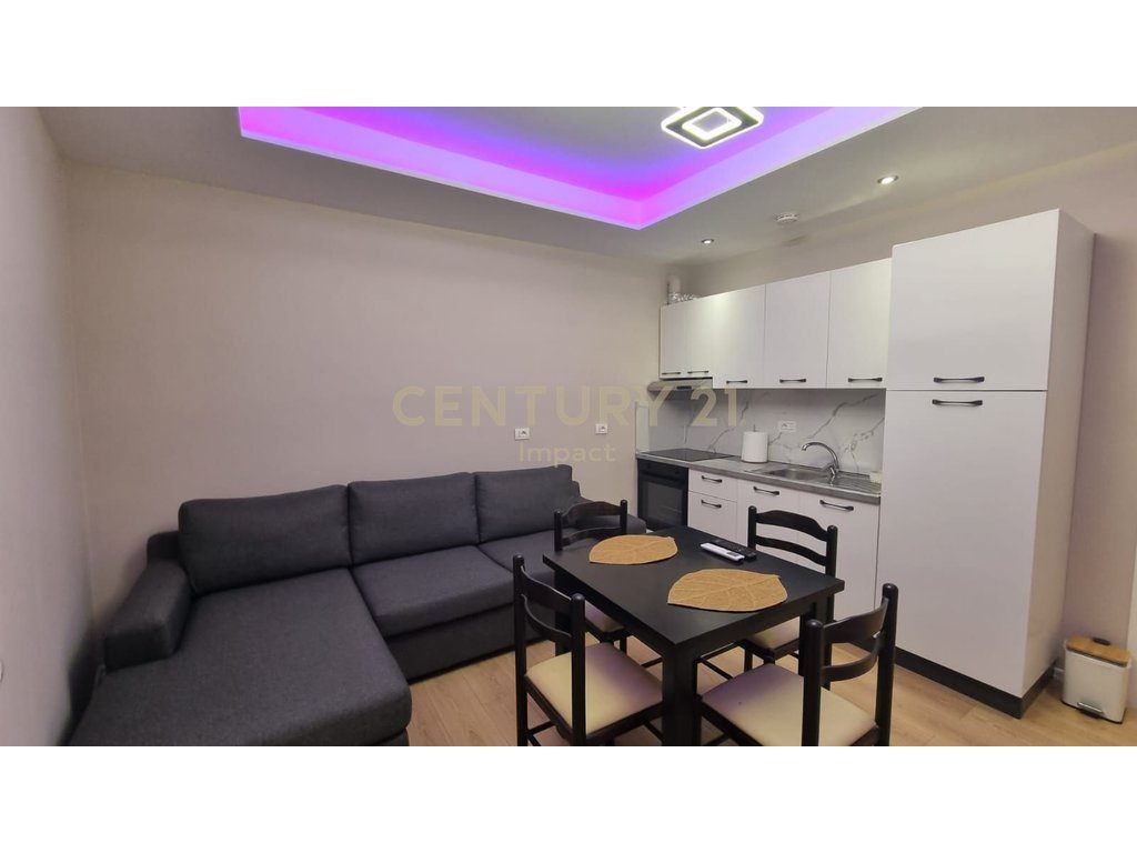 Apartament 2+1 Me Qira në Rrugen e Dibres, Tiranë - 800.00€ ME POST PARKIMI !