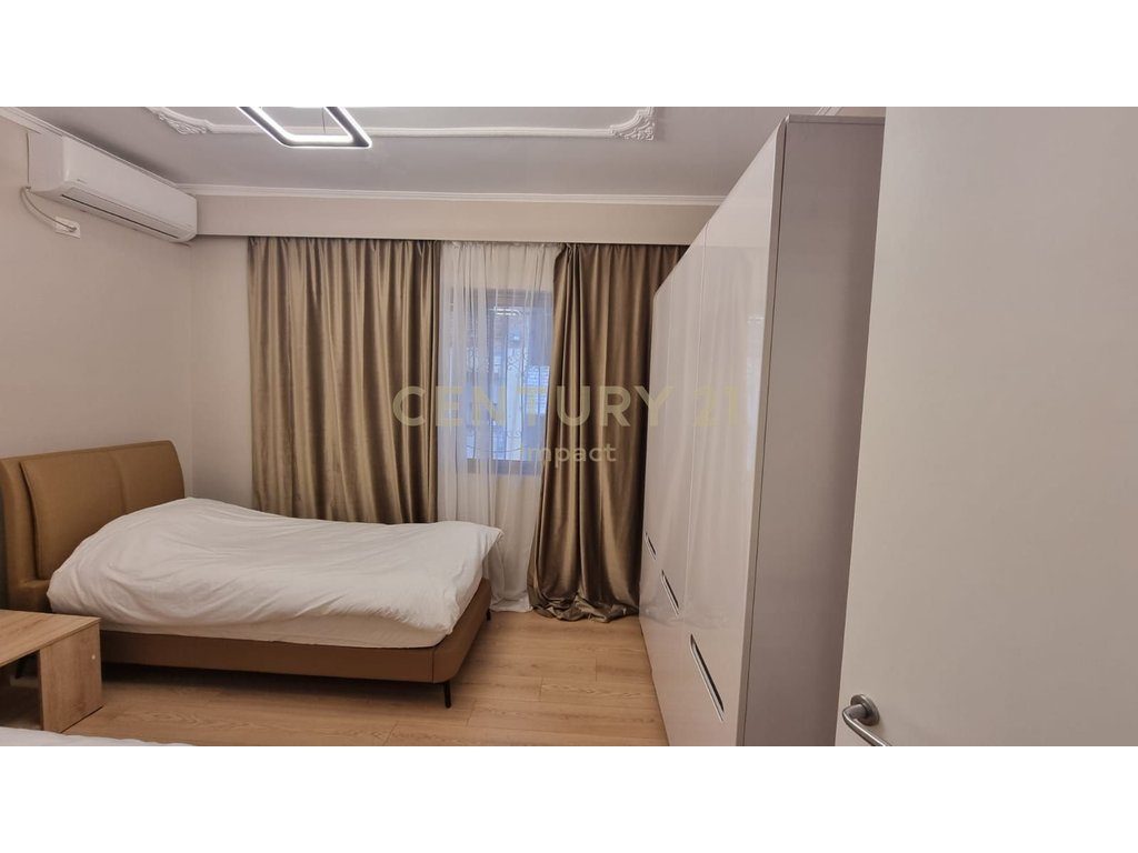 Apartament 2+1 Me Qira në Rrugen e Dibres, Tiranë - 800.00€ ME POST PARKIMI !