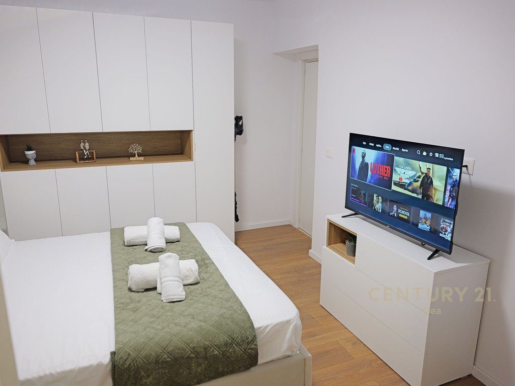 Jepet me qira apartament 1+1 në Rrugën e Elbasanit