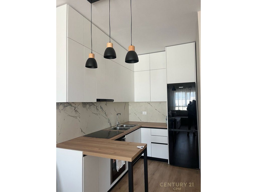 Apartament 1+1  per qira te Kompleksi Aura