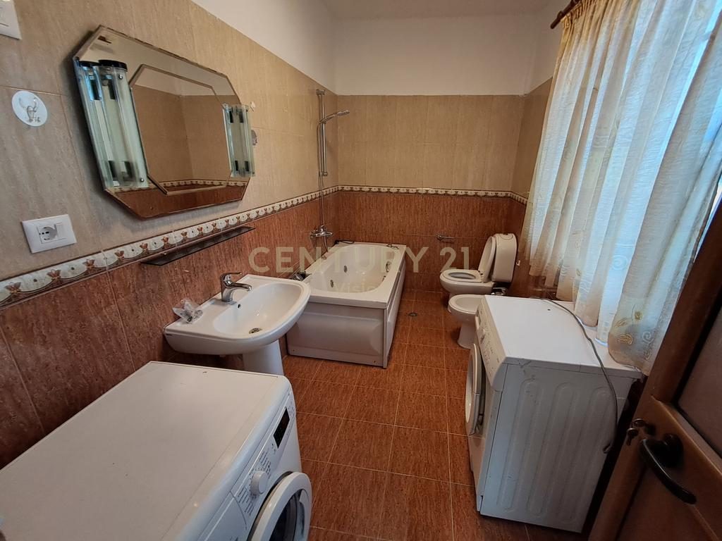 Apartament 2+1 Për Shitje  afer Udhakryqit,Shkodër | 100 m²
