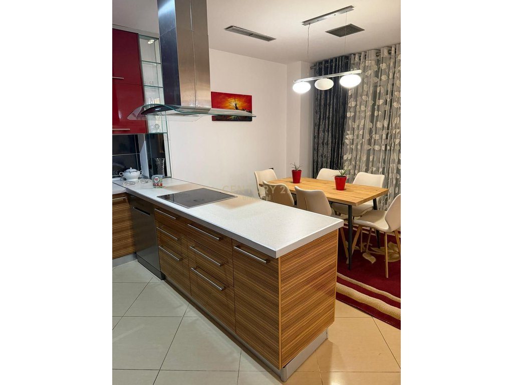Apartament 2+1 Per Qera ne ish-Bllok