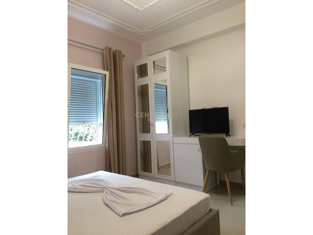 HOTEL NË SHITJE NË BERAT – BIZNES AKTIV ME POTENCIAL TË LARTË INVESTIMI / ÇMIM OKAZION