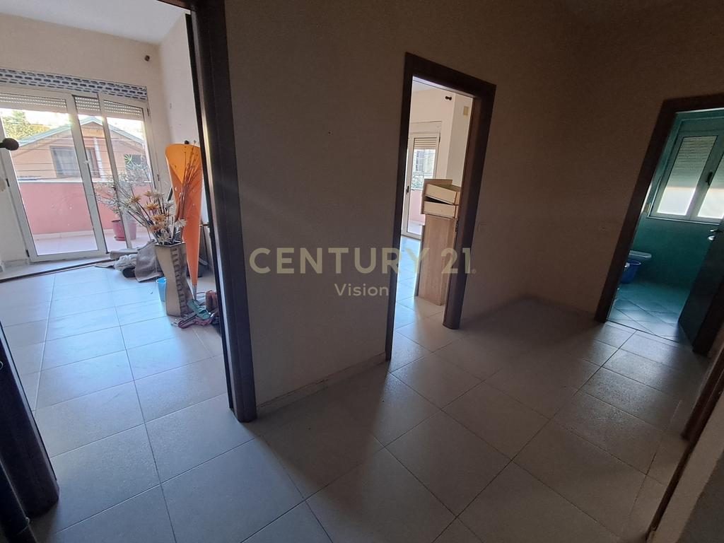 Apartament 2+1+2 per shitje, Ura Dervishbeg, Shkoder -  111 m2