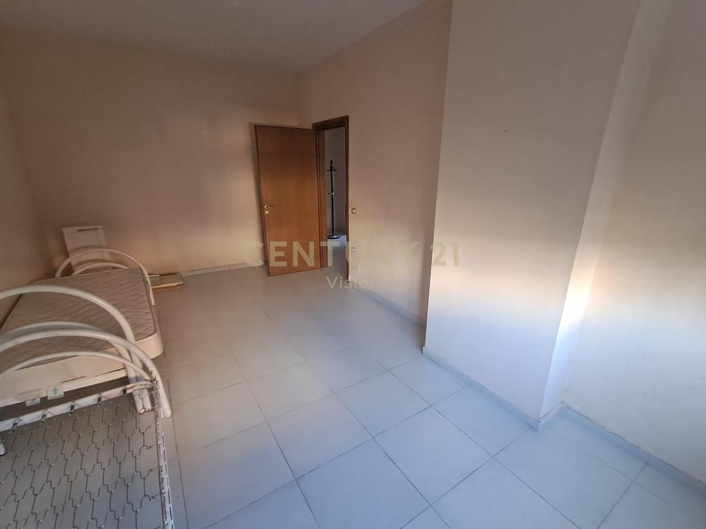 Apartament 2+1+2 per shitje, Ura Dervishbeg, Shkoder -  111 m2