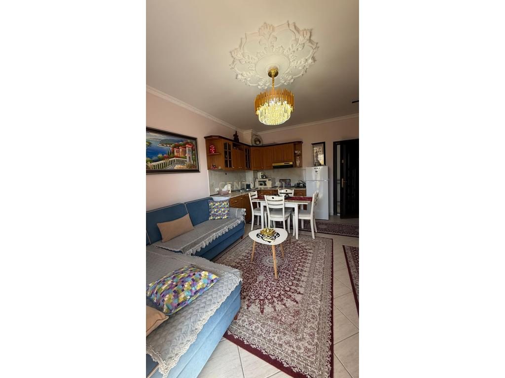 JEPET ME QIRA APARTAMENT 1+1 NE PLAZH HEKURUDHA, DURRES! (400 mije leke)