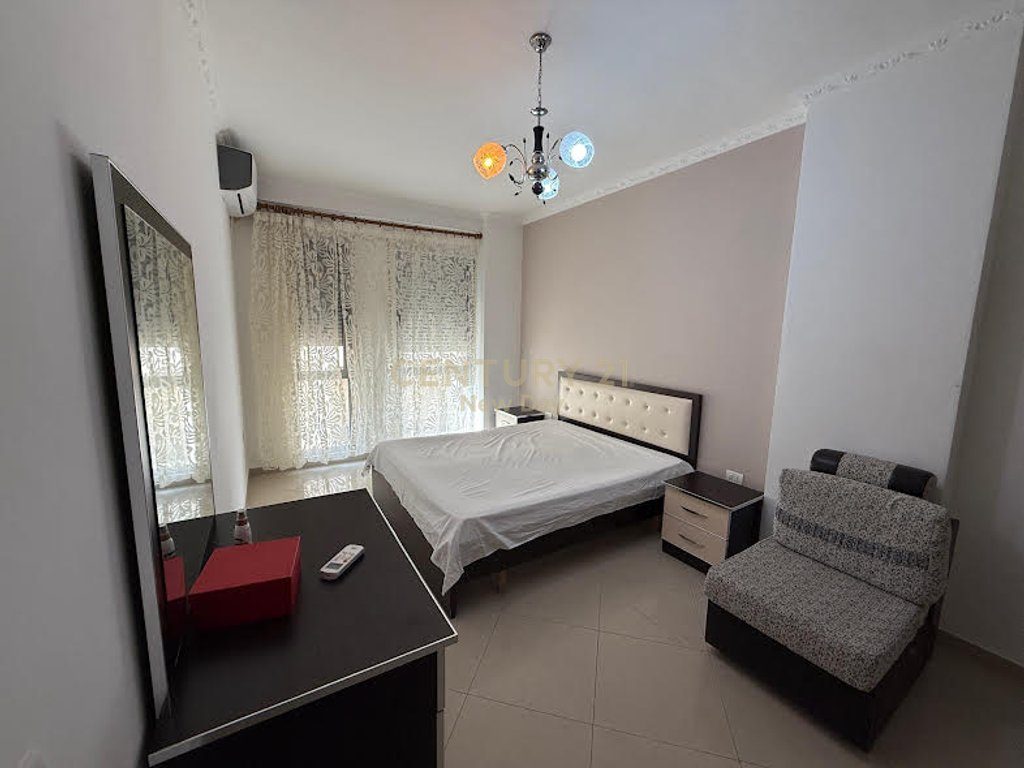 Jepet me qera apartament 2+1 ne vollga!